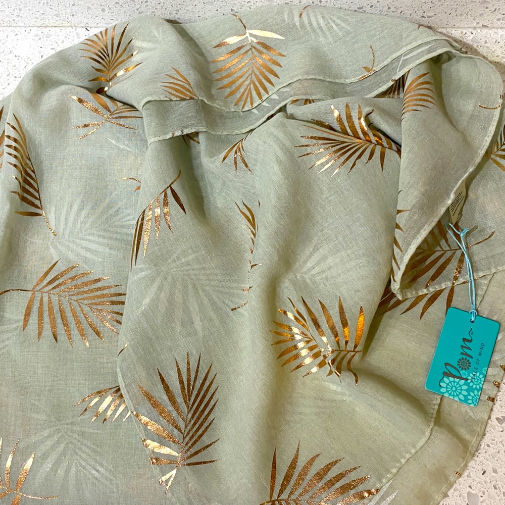 ✨2/$15✨Delicate Sage Green & Gold Scarf